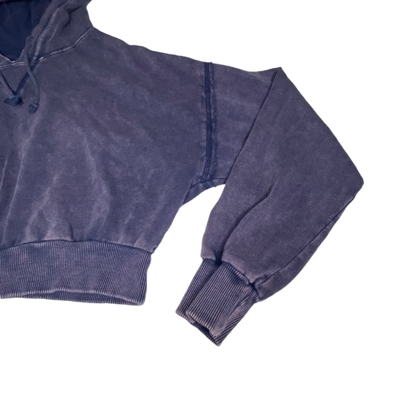 Aeropostale Cropped Sweatshirt with hoodie Size Small Distressed - Picture 6 of 8